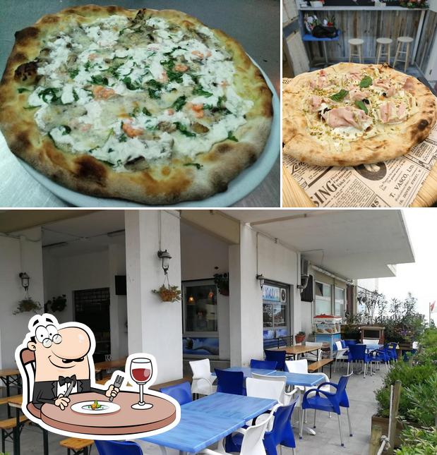 La foto della cibo e interni di Pizzeria LoAsi