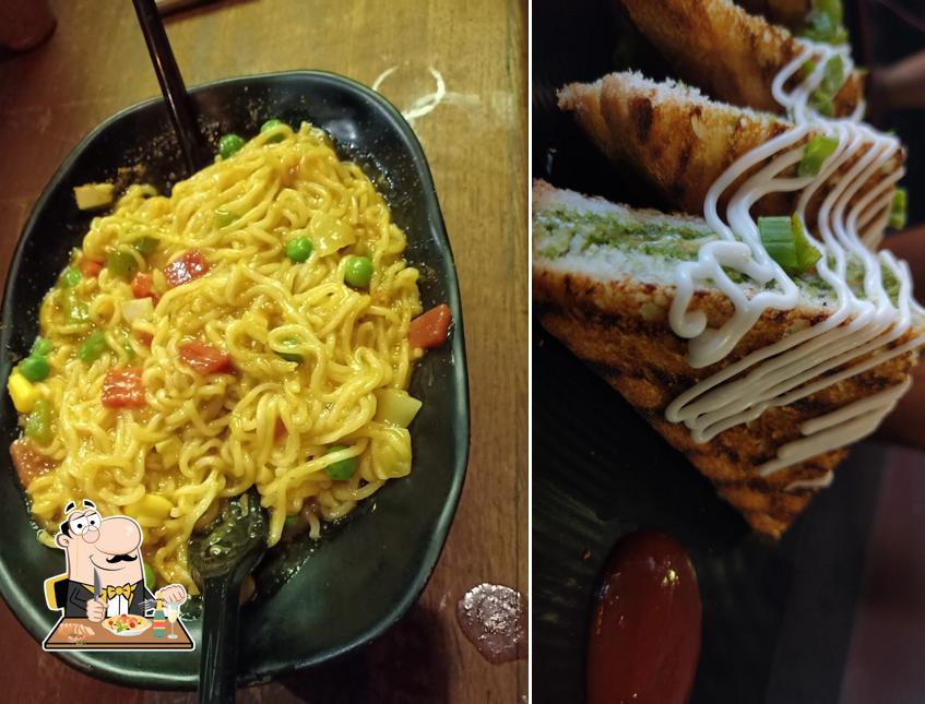 Meals at Chai Sutta Bar Bhawarkuan