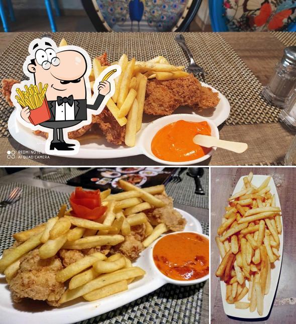 Order chips at Carter's Blue