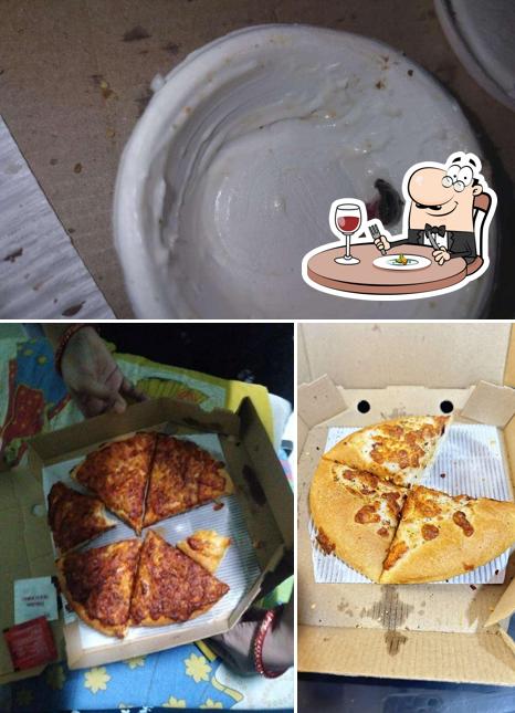 Food at Pizza Hut Gokuldham Colony Goregaon, Mumbai