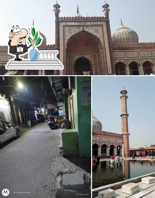 The exterior of Shakir Bhai Parathe Wale Seelampur