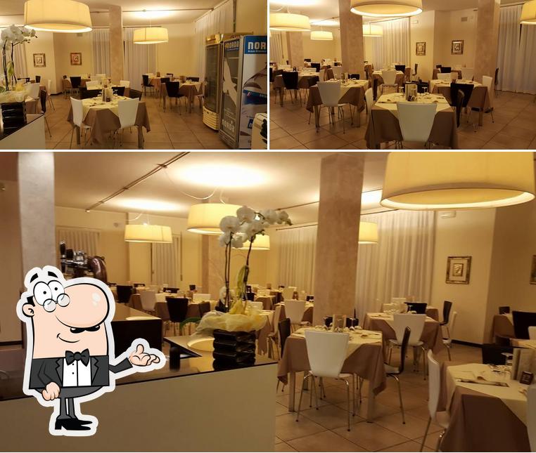 Siediti a un tavolo di Ristorante Dal Pescatore