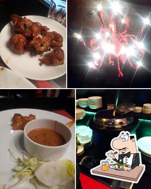 Meals at BUFFET HUT