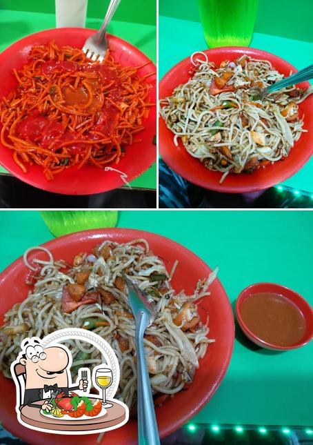 Get seafood at Chinese Station