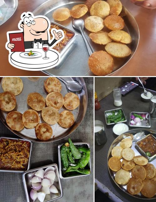 Food at Rajubhai Purishak