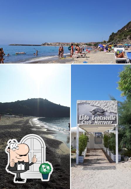 Puoi goderti l'aria fresca dal dehors di Lido Lentiscelle