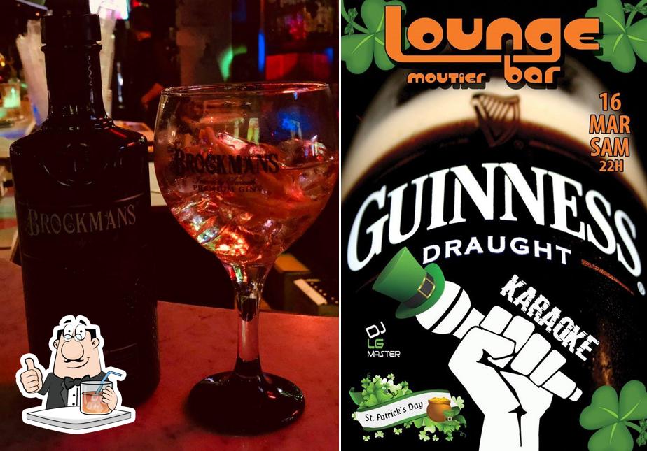 Prenditi un drink dal menu