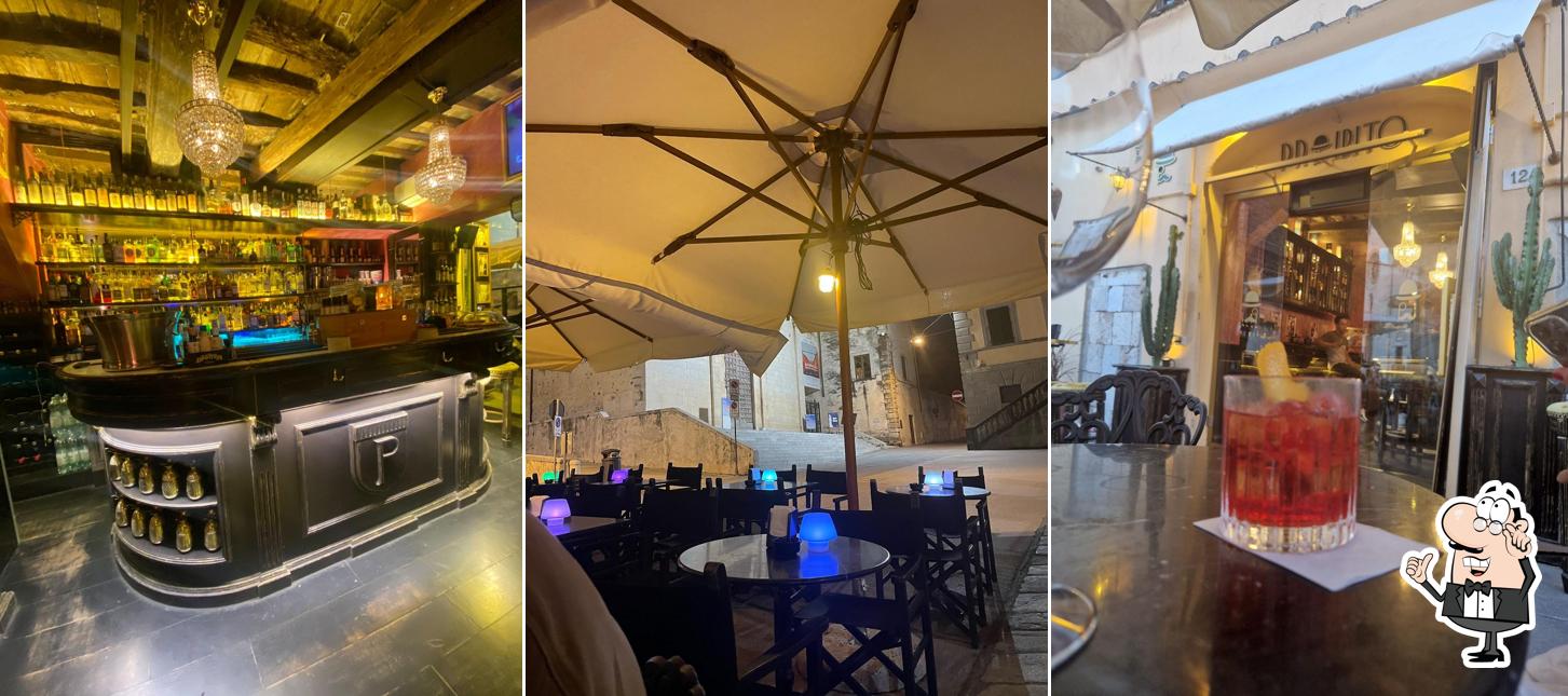 Gli interni di Proibito Bar