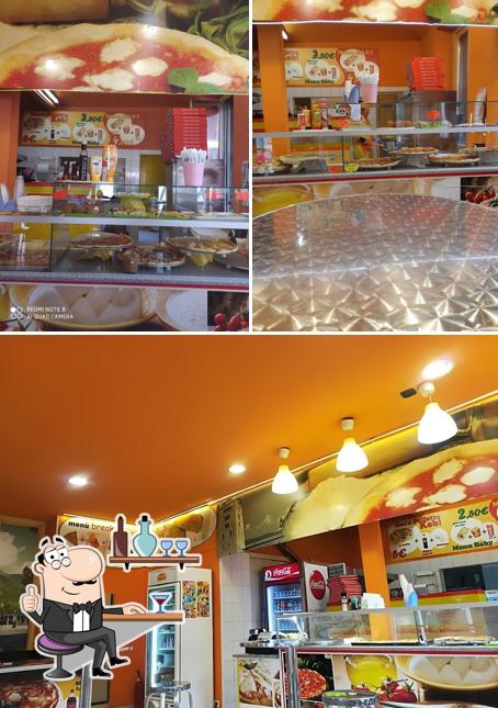 Dai un'occhiata agli interni di The queen