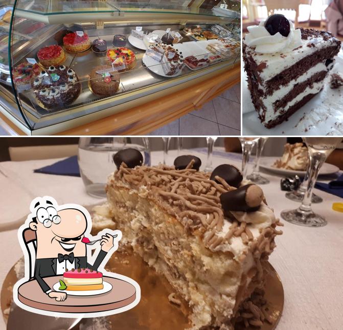 Konditorei Stofner Cafè offre un'ampia selezione di dolci