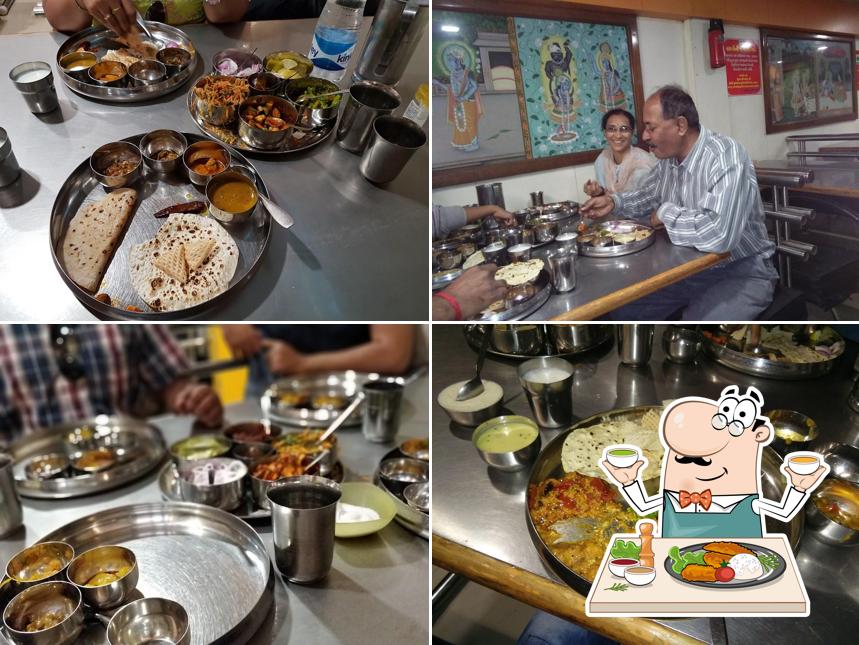 Meals at Geeta Lodge
