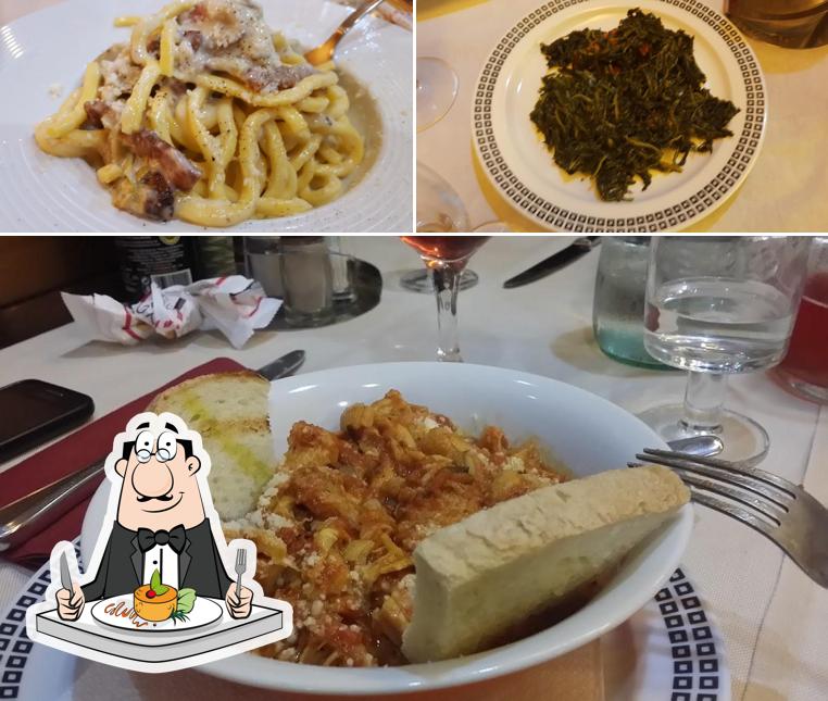 Platti al Osteria Cacio e Pepe