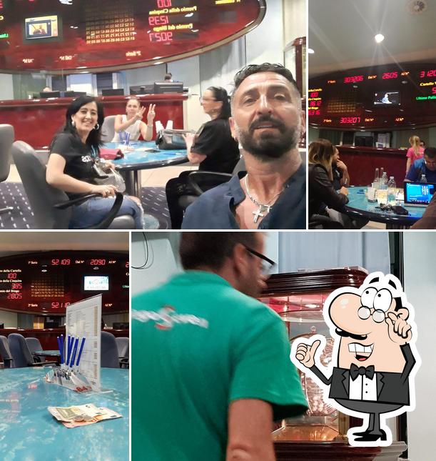 Siediti a un tavolo di Sala Admiral BINGO - SLOT & VLT