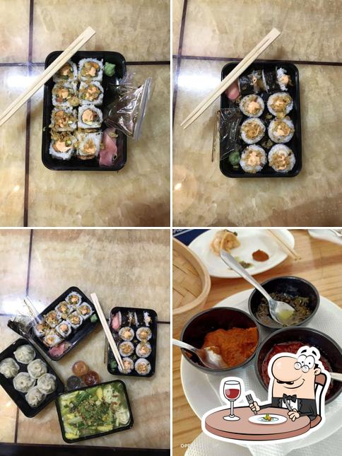 Meals at Cafe Mosshi