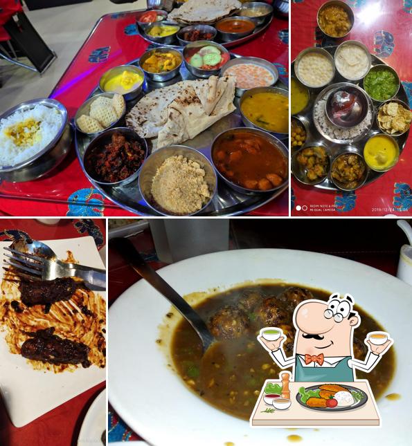 Food at Rajasthani Rasoi