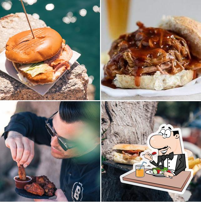 Panino con maiale stirato al Baita street food house