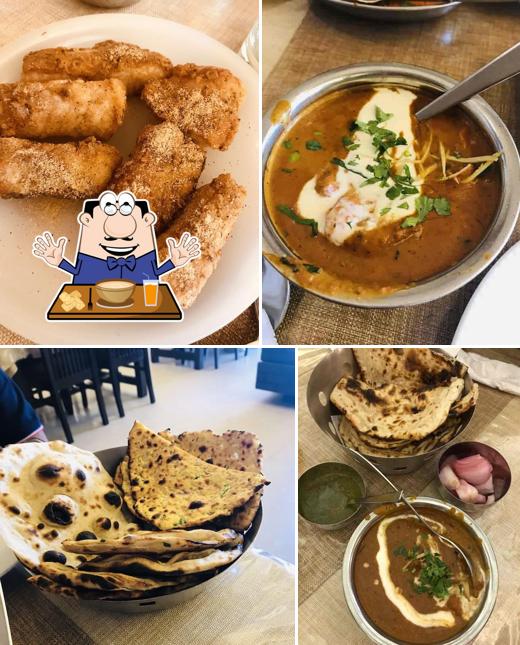 Meals at Makhan Fish and Chicken Hut, Amritsar (Old and Famous Makhan Fish from Lawrence road)