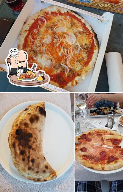 Prenditi una pizza a Ristorante Ai Pini
