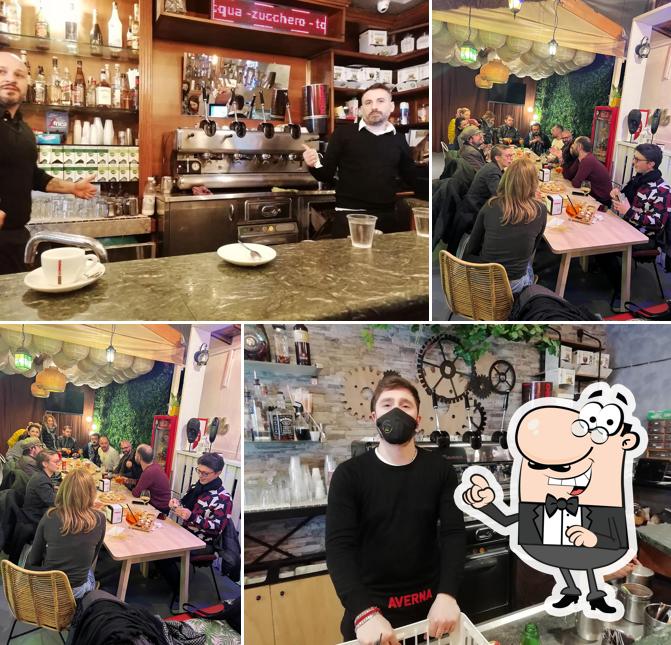 Gli interni di Royal Bar