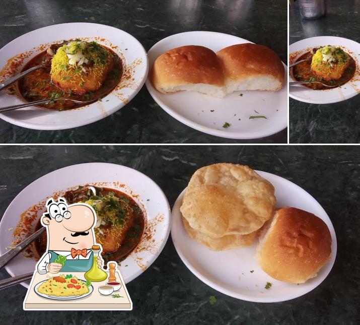 Meals at Hotel Manva