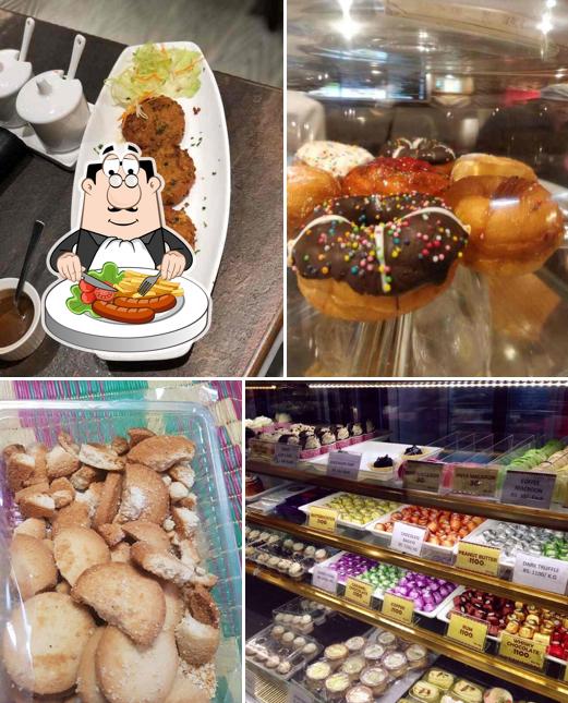 Meals at Karachi Bakery