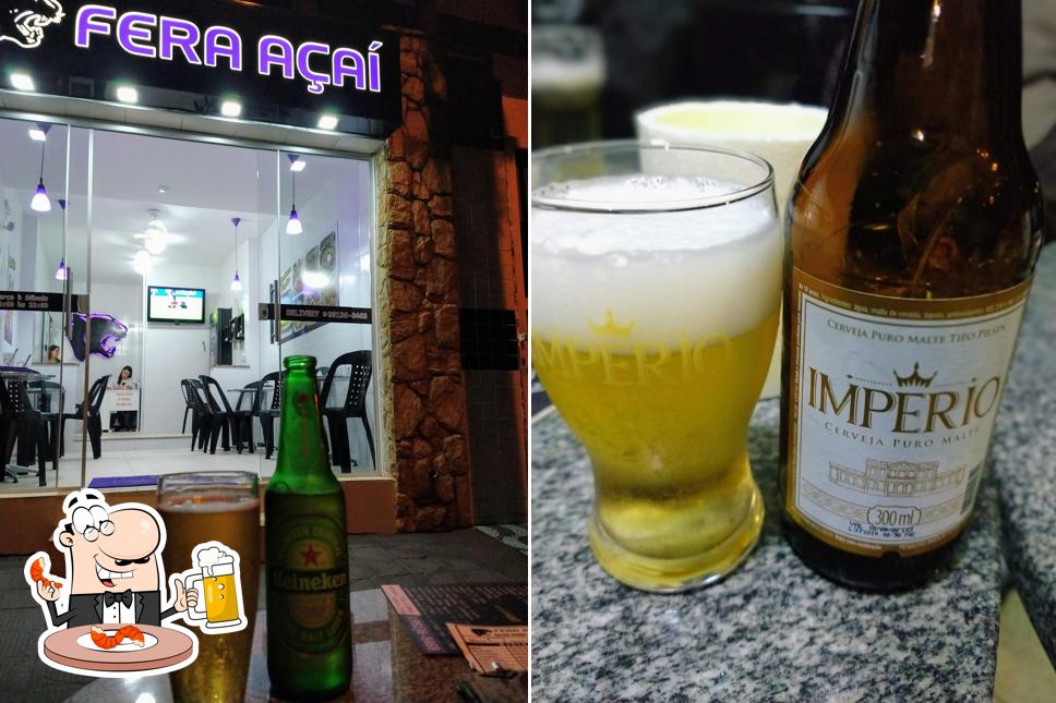 Peça um copo de cerveja leve ou escura