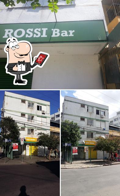 O exterior do Rossi