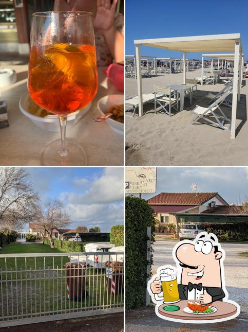 Puoi prenderti un rinfrescante bicchiere di birra chiara o scura