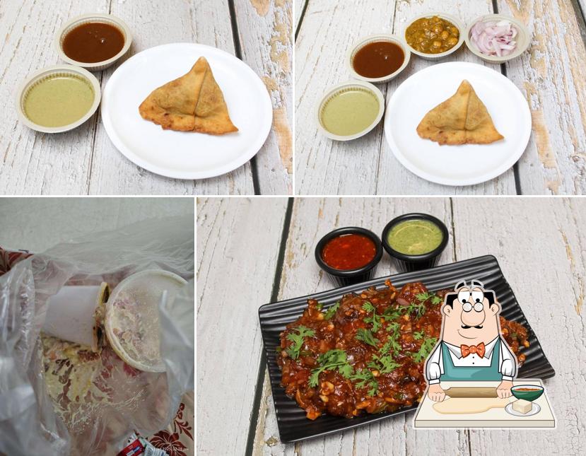 Samosa at Bansal Food Junction