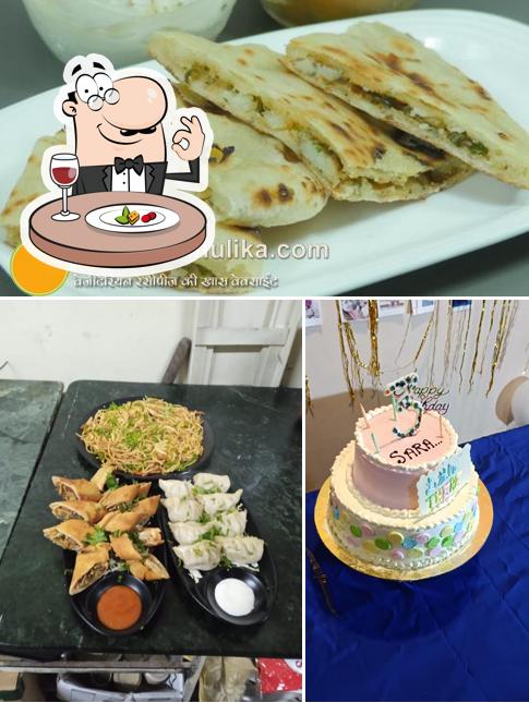 Food at Kanha Cafe
