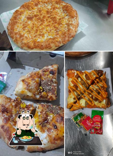 Meals at Pizza De Bistro