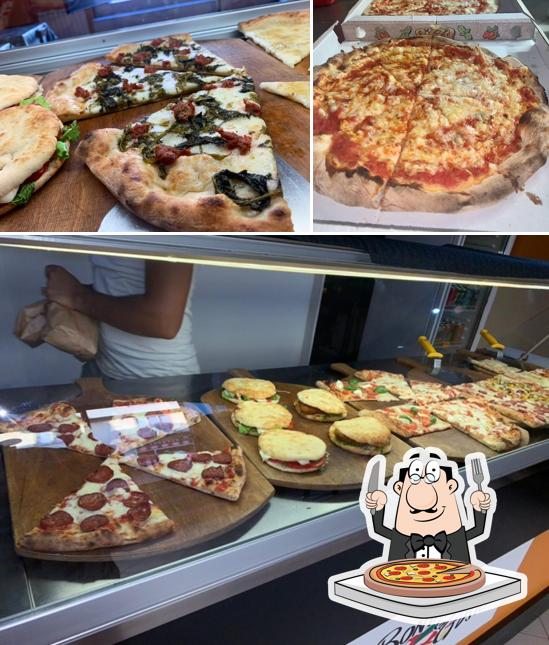 Scegli tra le svariate varianti di pizza