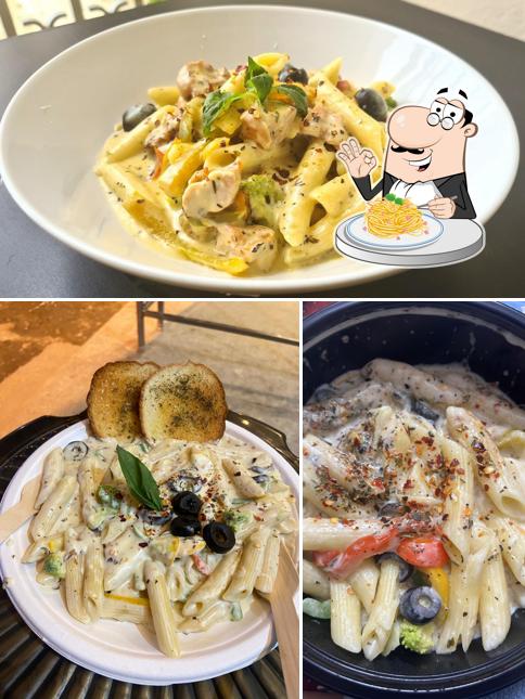 Spaghetti carbonara at Gustosa Pasta