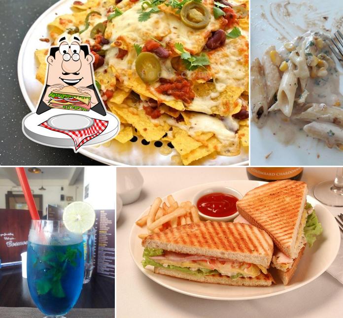 COSMOS Cafe Lounge Restaurant