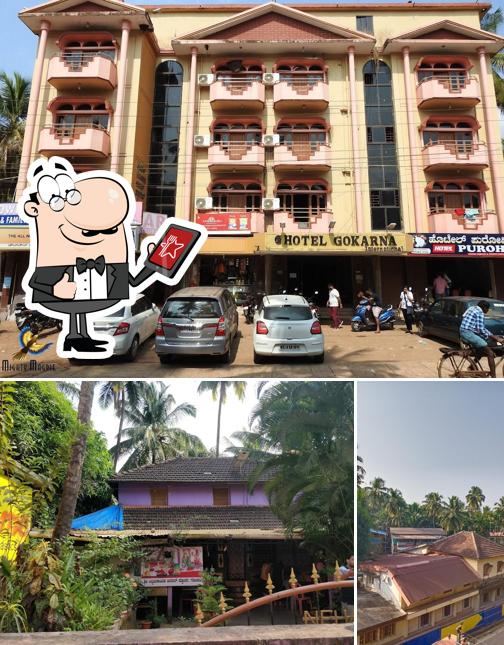 The exterior of Downtown Bar and Restaurant