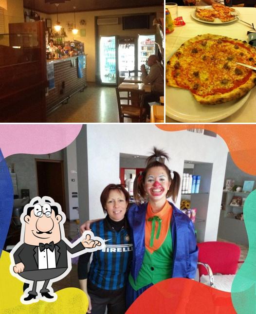 Dai un'occhiata agli interni di Pizzeria Flaminio