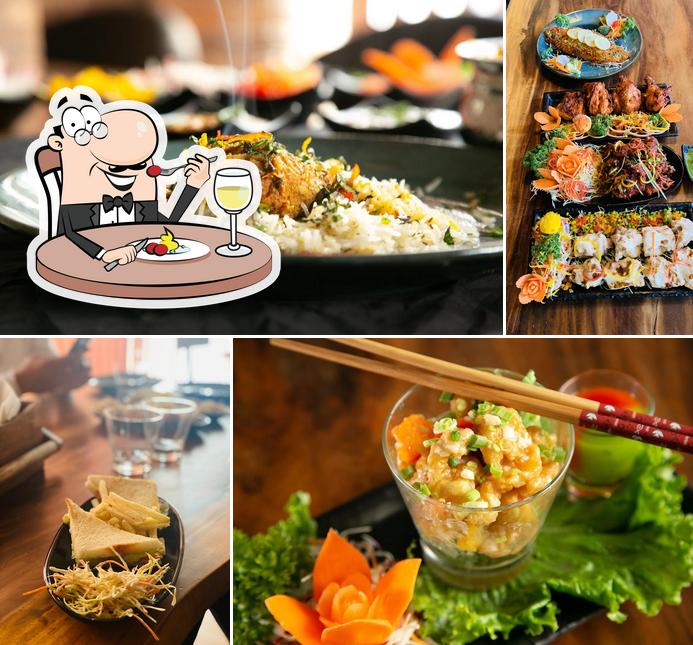 Food at Wild Rovers Sky Bar