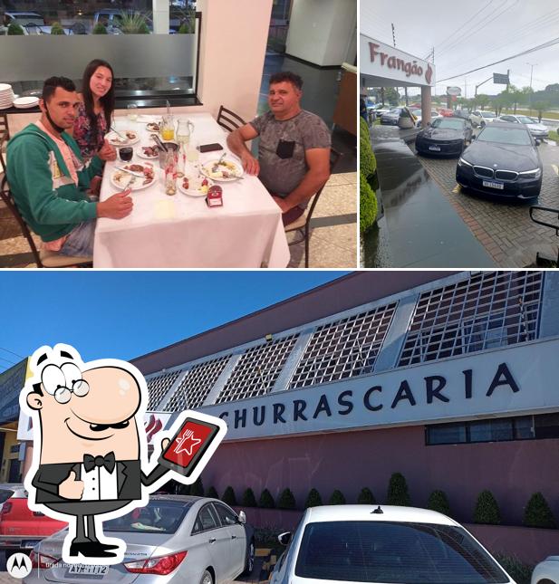 Veja imagens do exterior do Frangão Churrascaria