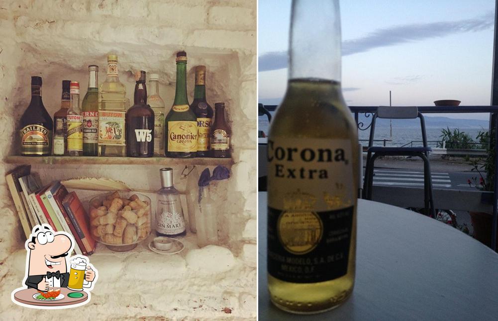 Puoi prenderti un rinfrescante bicchiere di birra chiara o scura