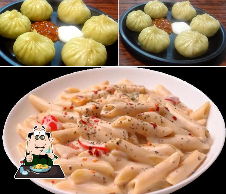 Macaroni and cheese at MOMO'S PLANET