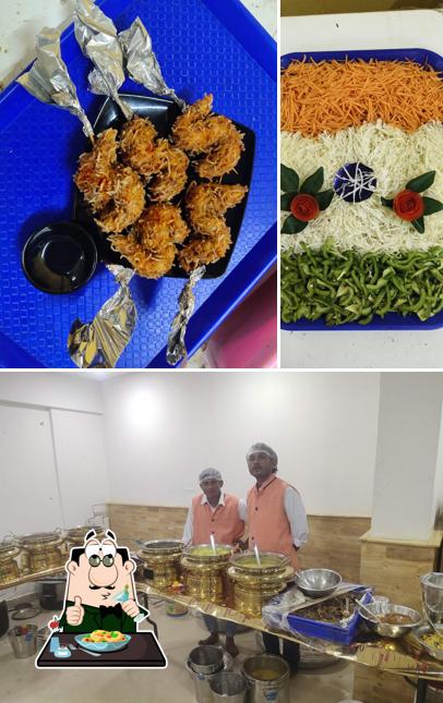 Among different things one can find food and interior at Sai Silver Dum Biryani