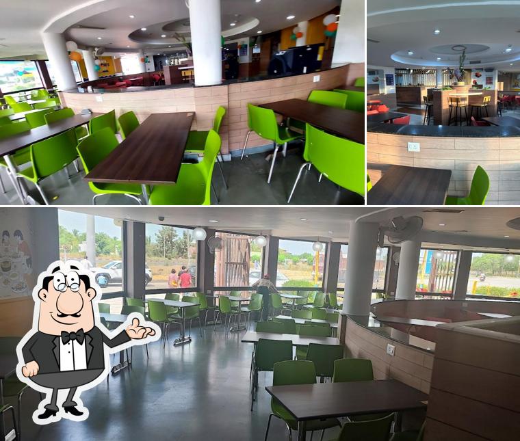 Check out how Cube Stop Muti-Cuisine Highway Restaurant looks inside