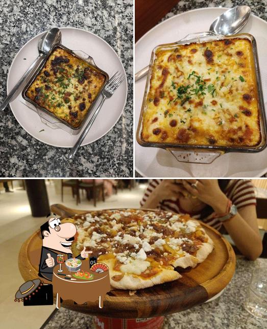 Food at Fresh Aisle Cafe