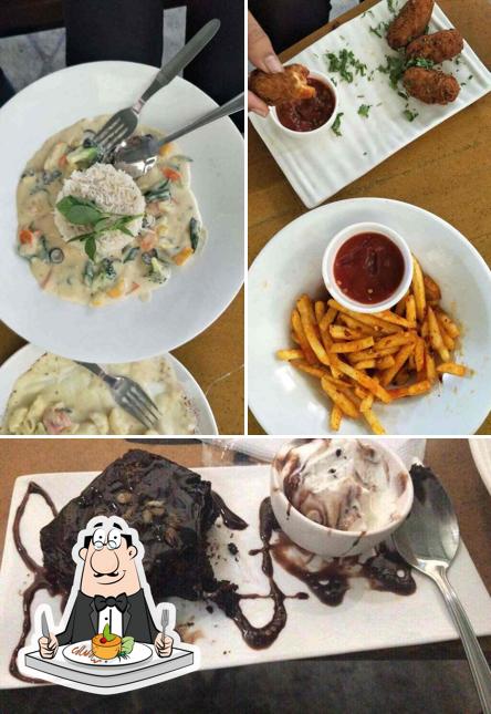 Meals at Kargeens