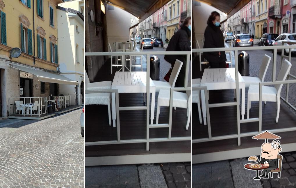 Gli esterni di Riva Cafè