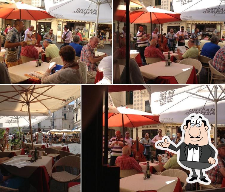 Dai un'occhiata agli interni di Royal Gelato