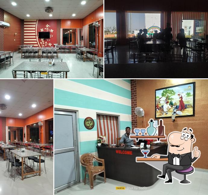 The interior of The SUNRISE Garden & Family restaurant