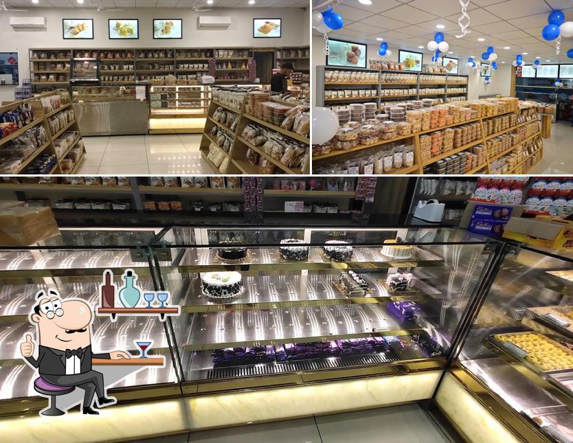 Check out how VIJAYRATH PREMIUM DELIGHTS looks inside