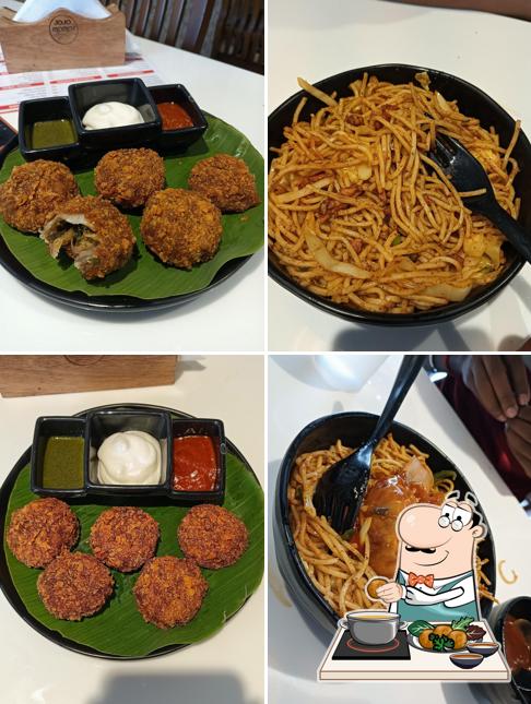 Falafel at JOJO MOMOS - Gugai