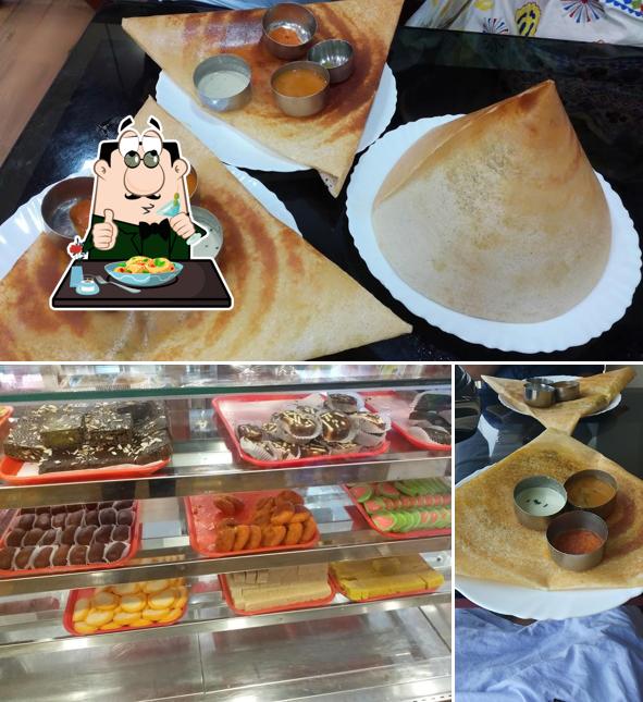 Food at Komala Bakery and Dosa World